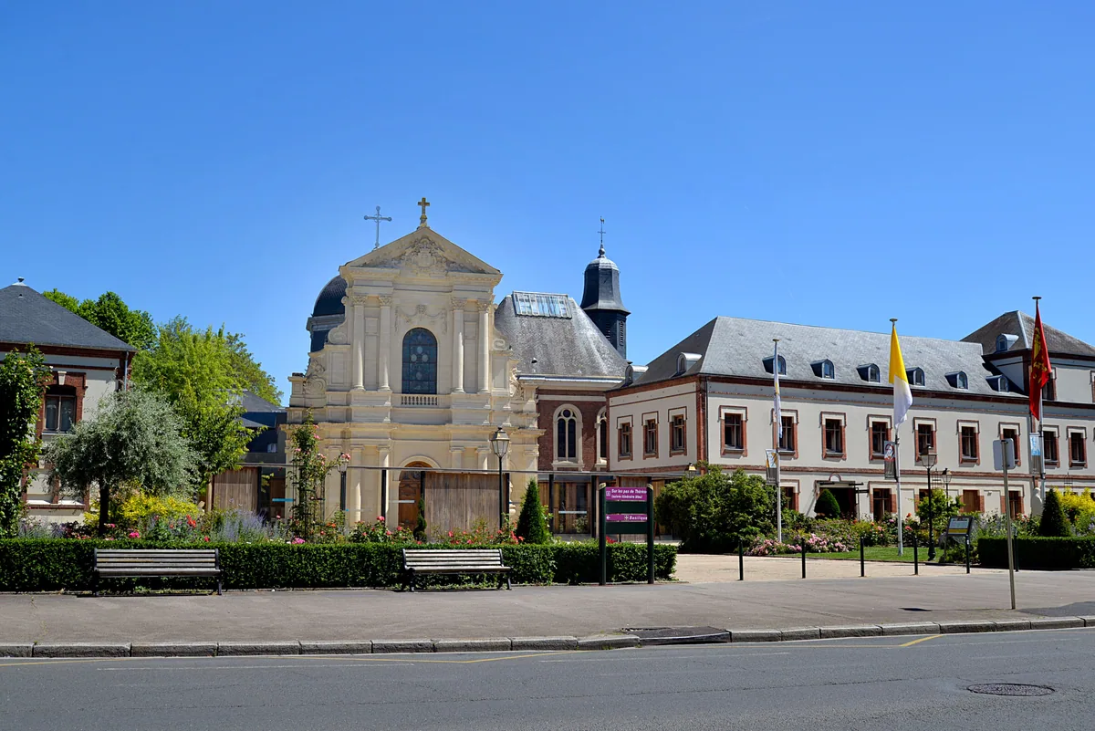 Lisieux Karmel i Bazilika